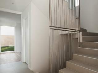 Stilvolle Maisonette im Dachgeschoss - Wohnen auf 2 Ebenen mit Balkon, TG & Top-Zustand, 270000 €, Immobilien-Gewerbeobjekte in 6135 Gemeinde Stans