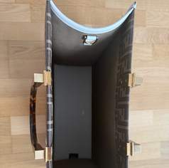 Fendi Sunshine Tasche Medium wie neu