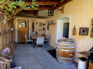 Gepflegtes Landhaus mit insgesamt 5 Wohnungen, 548000 €, Immobilien-Häuser in 9782 Gemeinde Nikolsdorf