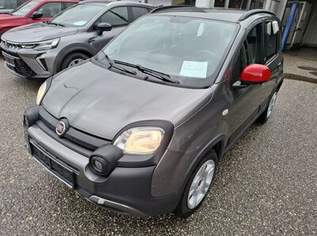 Panda Cross Red Hybrid, 8290 €, Auto & Fahrrad-Autos in 5233 Pischelsdorf am Engelbach Panda Cross Red Hybrid, 8290 €, Auto & Fahrrad-Autos in 5233 Pischelsdorf am Engelbach
