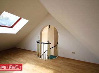 lichtdurchflutete Dachmaisonette im Zentrum von Linz, jetzt mit VIDEOBESICHTIGUNG, 842 €, Immobilien-Wohnungen in Oberösterreich