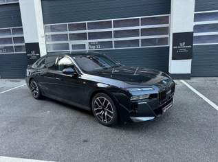 740 d xDrive M-SPORTPAKET**PANO*HUD*B&W**, 93900 €, Auto & Fahrrad-Autos in 6176 Marktgemeinde Völs 740 d xDrive M-SPORTPAKET**PANO*HUD*B&W**, 93900 €, Auto & Fahrrad-Autos in 6176 Marktgemeinde Völs