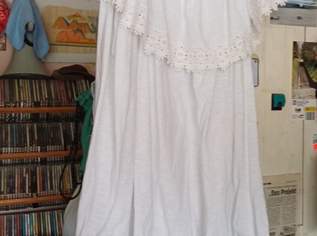 Kleid in weiß , 15 €, Kleidung & Schmuck-Damenkleidung in 6020 Innsbruck Kleid in weiß , 15 €, Kleidung & Schmuck-Damenkleidung in 6020 Innsbruck