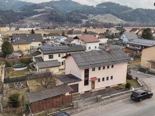 Zweifamilienhaus mit zwei separaten Wohneinheiten, Balkon, Garage und Carport in ruhiger Lage von Knittelfeld, 359000 €, Immobilien-Häuser in 8720 Knittelfeld