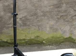 Tretroller / Scooter, 30 €, Auto & Fahrrad-Fahrräder in 8010 Graz Tretroller / Scooter, 30 €, Auto & Fahrrad-Fahrräder in 8010 Graz