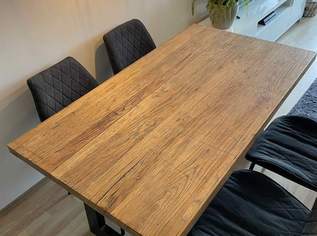 Rustikaler Esstisch aus Massivholz – 160 x 90 cm – ein echtes Unikat! Rustikaler Esstisch aus Massivholz – 160 x 90 cm – ein echtes Unikat!