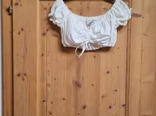 kurze Trachtenbluse, 15 €, Kleidung & Schmuck-Damenkleidung in 6372 Gemeinde Oberndorf in Tirol