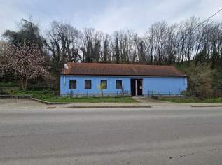 SANIERUNGSBEDÜRFTIGES LANDHAUS MIT KLEINEM HOLZSCHUPPEN UND RUHIGEM INNENHOF AN DER WAGRAMKANTE MIT KLEINEM WEINKELLER FÜR 1-2 PERSONEN, 117000 €, Immobilien-Häuser in 3463 Stetteldorf am Wagram SANIERUNGSBEDÜRFTIGES LANDHAUS MIT KLEINEM HOLZSCHUPPEN UND RUHIGEM INNENHOF AN DER WAGRAMKANTE MIT KLEINEM WEINKELLER FÜR 1-2 PERSONEN, 117000 €, Immobilien-Häuser in 3463 Stetteldorf am Wagram