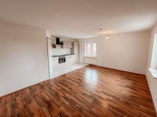 Schöne 2-Zimmer-Wohnung in Vöcklabruck – mit Parkplatz, ab August, 700 €, Immobilien-Wohnungen in 4840 Vöcklabruck Schöne 2-Zimmer-Wohnung in Vöcklabruck – mit Parkplatz, ab August, 700 €, Immobilien-Wohnungen in 4840 Vöcklabruck