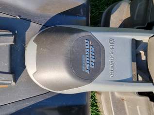 RASENROBOTER 4WD Husqvarna , 1500 €, Haus, Bau, Garten-Balkon & Garten in 1170 Hernals