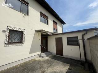 Großzügiges Einfamilienhaus mit traumhaftem Garten und Altbaumbestand auf 1.109 m² Grundstück, 299000 €, Immobilien-Häuser in 7132 Frauenkirchen