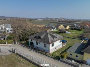 Großzügiges Einfamilienhaus mit Garten, Loggia und Sanierungspotenzial, 299000 €, Immobilien-Häuser in 7091 Gemeinde Breitenbrunn Großzügiges Einfamilienhaus mit Garten, Loggia und Sanierungspotenzial, 299000 €, Immobilien-Häuser in 7091 Gemeinde Breitenbrunn