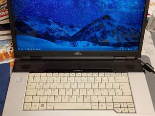 Amilo PI3560 Notebook, neue SSD, neuer Akku, 49 €, Marktplatz-Computer, Handys & Software in 1220 Donaustadt Amilo PI3560 Notebook, neue SSD, neuer Akku, 49 €, Marktplatz-Computer, Handys & Software in 1220 Donaustadt