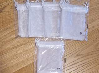 Organza Säckchen, 5 €, Kleidung & Schmuck-Accessoires, Uhren, Schmuck in 7400 Oberwart Organza Säckchen, 5 €, Kleidung & Schmuck-Accessoires, Uhren, Schmuck in 7400 Oberwart