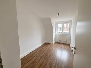 Gemütliche Dachgeschosswohnung in der Meierhofstraße zu vermieten, 638 €, Immobilien-Wohnungen in 8605 Kapfenberg Gemütliche Dachgeschosswohnung in der Meierhofstraße zu vermieten, 638 €, Immobilien-Wohnungen in 8605 Kapfenberg