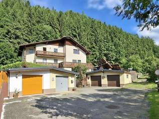 Großzügiges Wohnhaus mit Garagen für drei PKW, Sackgasse, Waldrandlage, 260000 €, Immobilien-Häuser in 8600 Bruck an der Mur Großzügiges Wohnhaus mit Garagen für drei PKW, Sackgasse, Waldrandlage, 260000 €, Immobilien-Häuser in 8600 Bruck an der Mur