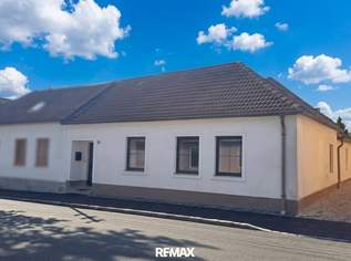 barrierefreies Stadthaus mit kleinem, grünen Innenhof, 135000 €, Immobilien-Häuser in 2054 Gemeinde Haugsdorf