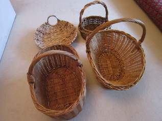 Weidenkörbe ,4 Stück - Konvolut, 15 €, Haus, Bau, Garten-Geschirr & Deko in 1120 Meidling