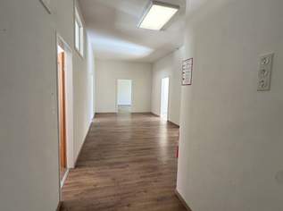 Vielseitige Gewerbeimmobilie zur Miete in Eibiswald, 1600 €, Immobilien-Gewerbeobjekte in 8552 Eibiswald Vielseitige Gewerbeimmobilie zur Miete in Eibiswald, 1600 €, Immobilien-Gewerbeobjekte in 8552 Eibiswald