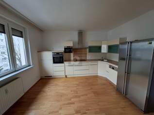 PREISHIT MITTEN IN KLAGENFURT, 180000 €, Immobilien-Wohnungen in 9020 