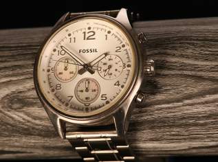 Damenuhr FOSSIL, 99 €, Kleidung & Schmuck-Accessoires, Uhren, Schmuck in 1200 Brigittenau