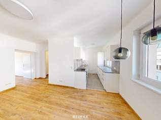 Erstbezug nach Sanierung in AKH- und U-Bahn-Nähe!, 1080 €, Immobilien-Wohnungen in 1180 Währing