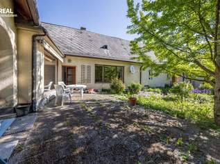 Platz trifft Potenzial – Wohnhaus mit Innenhof und Doppelgarage, 470000 €, Immobilien-Häuser in 2000 Gemeinde Stockerau Platz trifft Potenzial – Wohnhaus mit Innenhof und Doppelgarage, 470000 €, Immobilien-Häuser in 2000 Gemeinde Stockerau