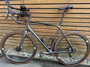 Scott Addict SE Disc 2021, 2500 €, Auto & Fahrrad-Fahrräder in 8054 Graz