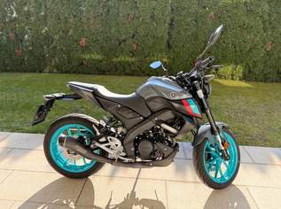 Yamaha MT 125 Naked Bike