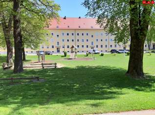 Preiswerte 3-Zimmer-Wohnung in grüner Stadtrandlage von Steyr-Münichholz in Sanierung – hell, modern und ideal für entspanntes Wohnen mit Komfort, Charme und besonderem Wohlfühlfaktor!, 439.38 €, Immobilien-Wohnungen in 4400 Steyr Preiswerte 3-Zimmer-Wohnung in grüner Stadtrandlage von Steyr-Münichholz in Sanierung – hell, modern und ideal für entspanntes Wohnen mit Komfort, Charme und besonderem Wohlfühlfaktor!, 439.38 €, Immobilien-Wohnungen in 4400 Steyr