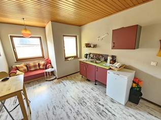 Lichtdurchflutete 3 - Zimmer Wohnung mit separtem Eingang und Eigengarten in ruhiger Siedlungslage, 169000 €, Immobilien-Wohnungen in 8793 Trofaiach