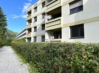 Sanierungsbedürftige Eigentumswohnung mit 2 Loggien inkl. Carport, 185000 €, Immobilien-Wohnungen in 9900 Stadt Lienz