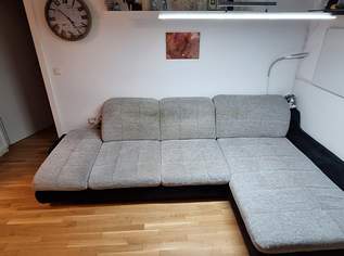 Riesige Couch inkl. Hocker, 260 €, Marktplatz-Sammlungen & Haushaltsauflösungen in 3441 Judenau-Baumgarten