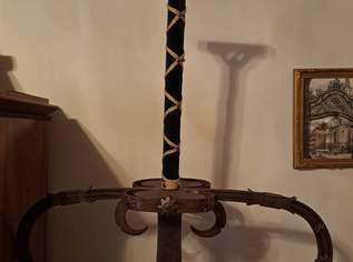 Bihänder mit Gestell, 200 €, Marktplatz-Antiquitäten, Sammlerobjekte & Kunst in 8010 Graz Bihänder mit Gestell, 200 €, Marktplatz-Antiquitäten, Sammlerobjekte & Kunst in 8010 Graz