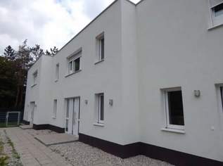 Reihenhaus: 4-Zimmer mit Garten und zwei Parkplätzen, 1690 €, Immobilien-Wohnungen in 2604 Theresienfeld