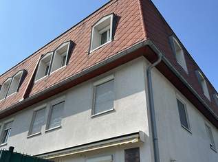 Gemütliche Wohnung im Zentrum mit Balkon und Tiefgaragenstellplatz!, 200000 €, Immobilien-Wohnungen in 2351 Gemeinde Wiener Neudorf