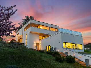 Exklusive Architektenvilla mit Pool und Seeblick, 3250000 €, Immobilien-Häuser in 9210 Pörtschach am Wörther See