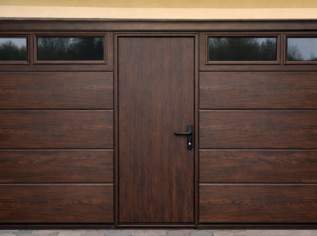 Sektionaltor mit integrierter Schlupftür gesucht – 4570 2000 mm Sektionaltor mit integrierter Schlupftür gesucht – 4570 2000 mm