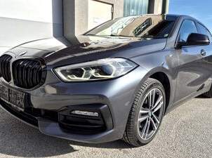 118d F40 Sport Line Aut; LED+HUD+Gestik+M-Lenkrad, 22490 €, Auto & Fahrrad-Autos in 2724 Katastralgemeinde Maiersdorf