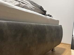 Bett 180x200