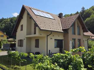 Attraktives drei Giebelhaus mit Luftgalerie in ruhiger Grünlage an einer Sackgasse, 385000 €, Immobilien-Häuser in 8463 Leutschach an der Weinstraße Attraktives drei Giebelhaus mit Luftgalerie in ruhiger Grünlage an einer Sackgasse, 385000 €, Immobilien-Häuser in 8463 Leutschach an der Weinstraße