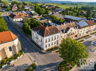 „Ihr Zuhause in Ernstbrunns Gründerzeit-Ikone – historische Eleganz trifft moderne Vision“, 749000 €, Immobilien-Wohnungen in 2115 Ernstbrunn „Ihr Zuhause in Ernstbrunns Gründerzeit-Ikone – historische Eleganz trifft moderne Vision“, 749000 €, Immobilien-Wohnungen in 2115 Ernstbrunn