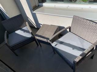 Balkonset 2 Stühle mit Polster und Tisch, 90 €, Haus, Bau, Garten-Möbel & Sanitär in 1030 Landstraße Balkonset 2 Stühle mit Polster und Tisch, 90 €, Haus, Bau, Garten-Möbel & Sanitär in 1030 Landstraße