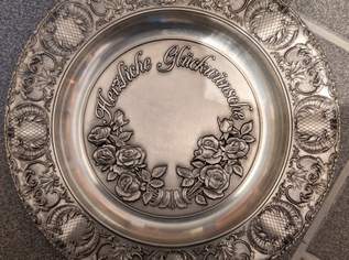 Wandteller aus Zinn, 22 €, Marktplatz-Antiquitäten, Sammlerobjekte & Kunst in 7041 Wulkaprodersdorf