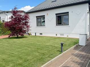 Bungalow mit Swimmingpool, großem Garten & Ausbaupotenzial in 1220 Wien, 639000 €, Immobilien-Häuser in 1220 Donaustadt