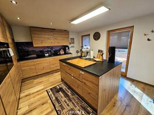 Preisgesenkt! Generationenhaus „Eltern unten, Kinder oben“, 1190000 €, Immobilien-Häuser in 5760 Saalfelden am Steinernen Meer