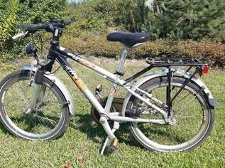 Kinderfahrrad mit Helm, 60 €, Auto & Fahrrad-Fahrräder in 9500 Villach Kinderfahrrad mit Helm, 60 €, Auto & Fahrrad-Fahrräder in 9500 Villach