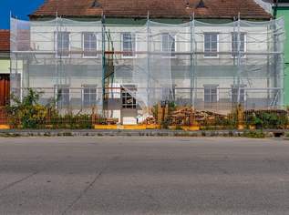 Viel Platz für eigene Ideen: Rohbau zum Fertigstellen in Großmugl!, 289000 €, Immobilien-Häuser in 2002 Großmugl
