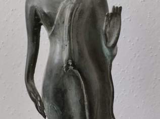 Buddha Figur stehend, 100 €, Marktplatz-Antiquitäten, Sammlerobjekte & Kunst in 8020 Graz Buddha Figur stehend, 100 €, Marktplatz-Antiquitäten, Sammlerobjekte & Kunst in 8020 Graz