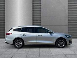 Focus Turnier Titanium X+Winterpaket+LED+RFK ..., 25115 €, Auto & Fahrrad-Autos in 6844 Gemeinde Altach